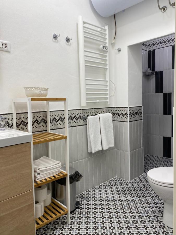 8+8 Appartamento Con Garage Livorno Exterior photo